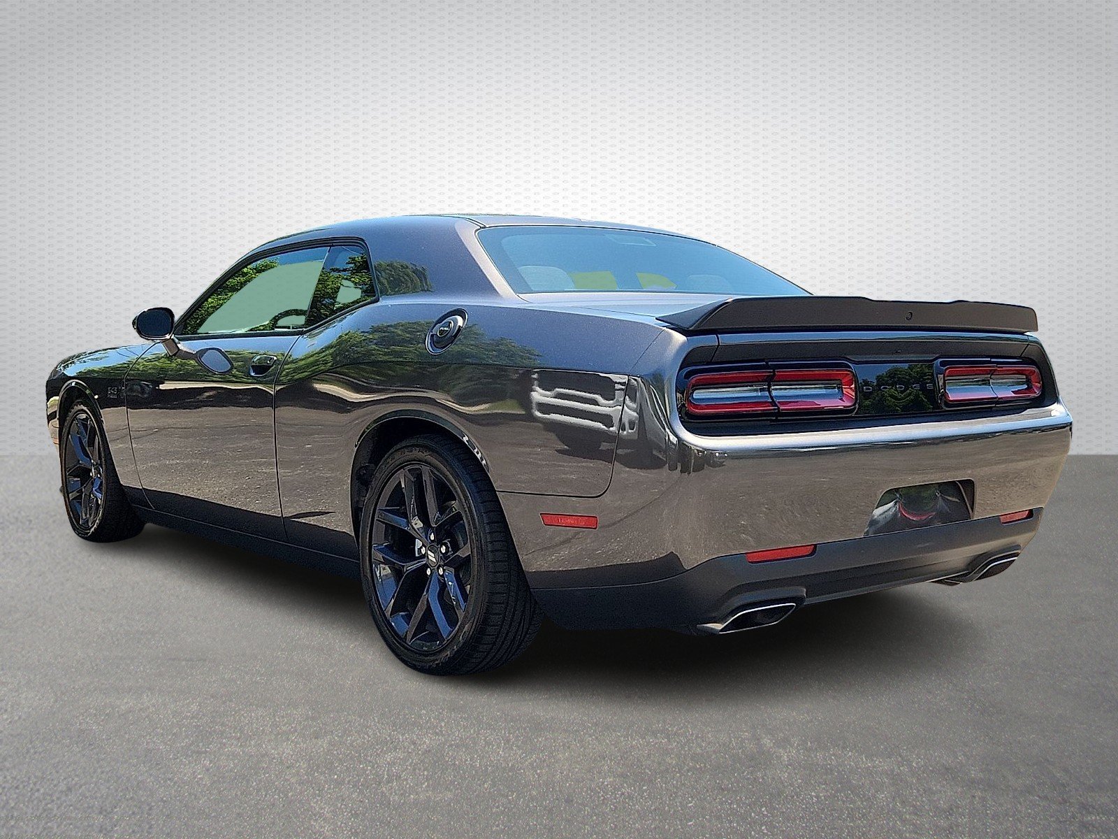 Certified Used 2021 Granite Pearlcoat - PAU Dodge R/T image 4