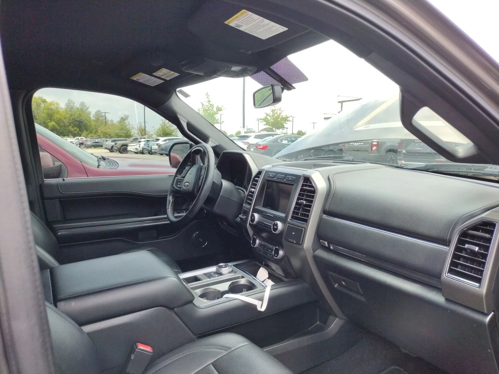 Used 2019 Gray Ford XLT image 3