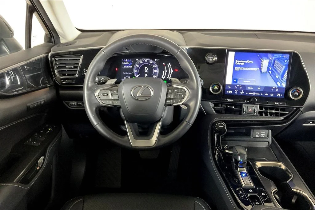 Used 2023 Black Lexus 350h Premium image 4