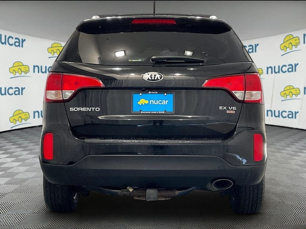 Used 2014 Ebony Black Kia EX image 5