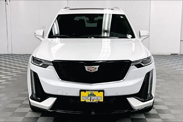 Used 2024 Crystal White Tricoat Cadillac Sport image 4