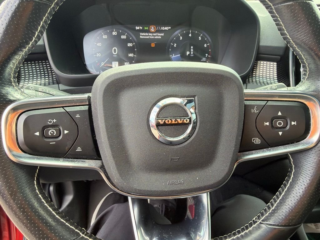 Used 2021 Red Volvo R-Design image 20