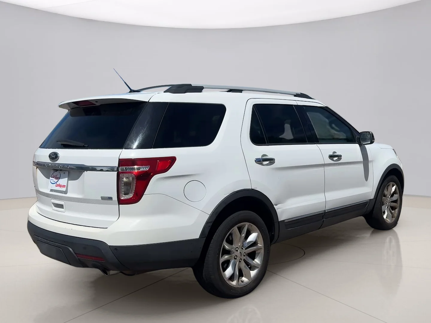 Used 2013 White Ford XLT image 5