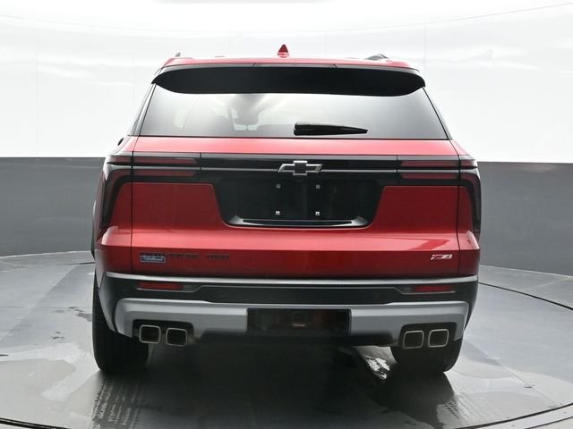 Used 2024 Red Chevrolet Z71 image 2