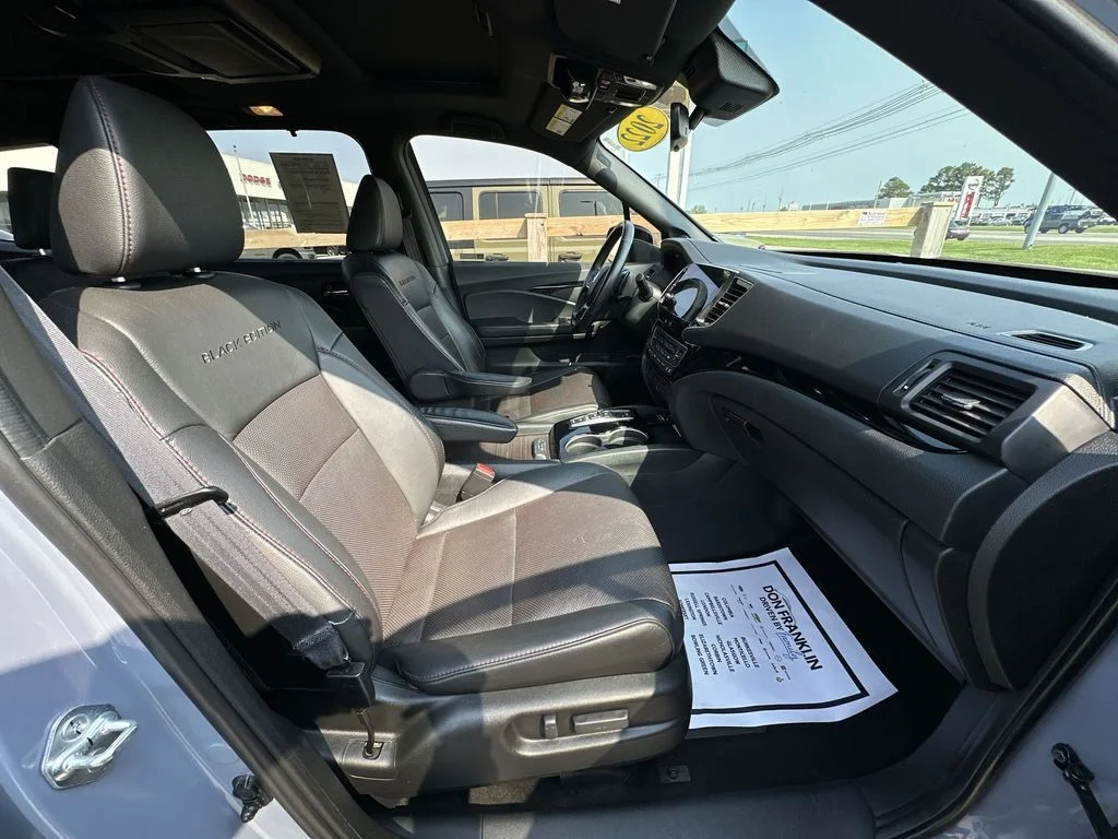 Used 2022 Blue Honda Black Edition image 25