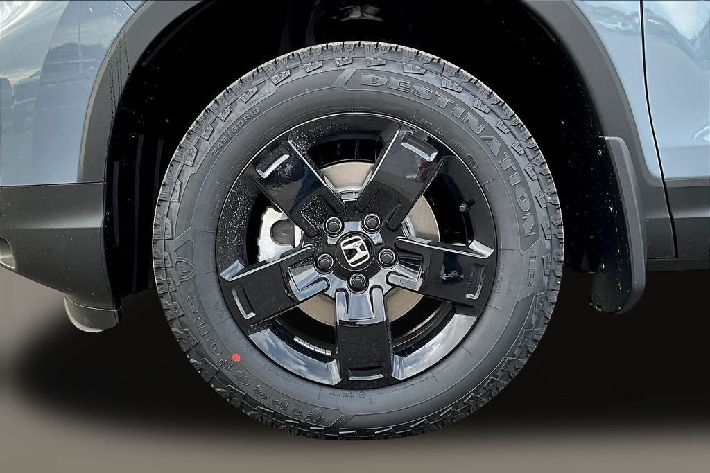 New 2026 Sonic Gray Pearl Honda Black Edition image 12