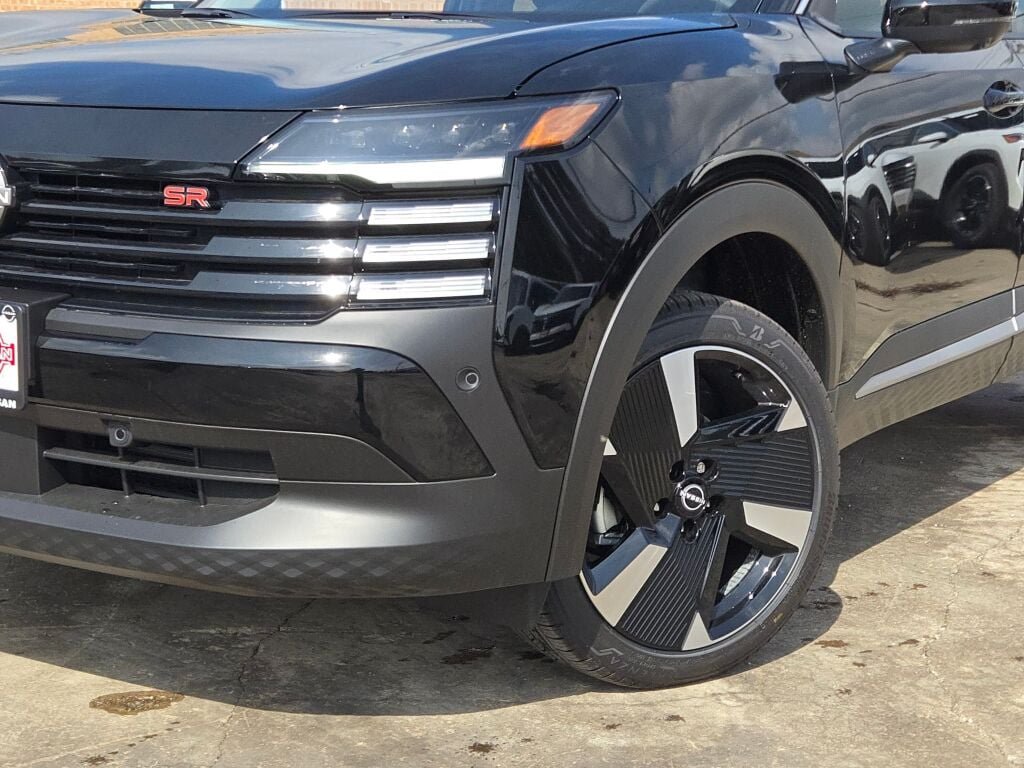 New 2026 Black Nissan SR image 3