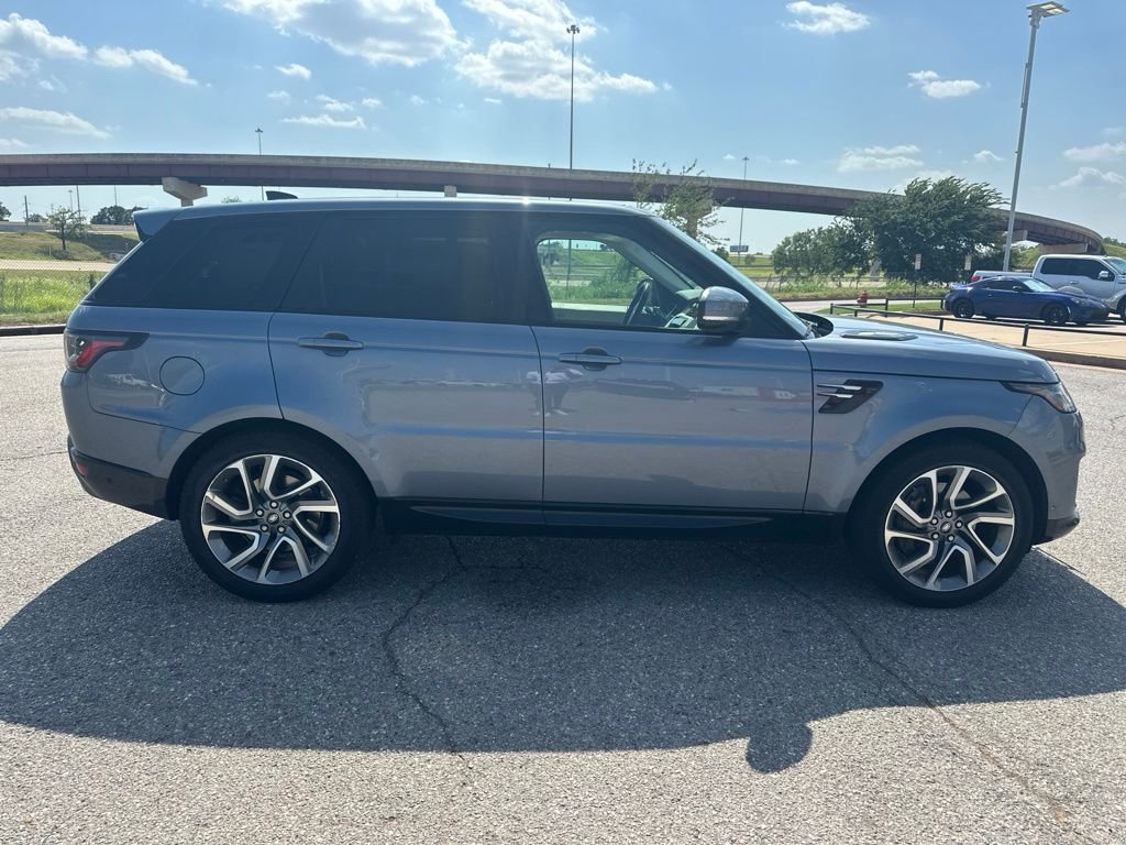 Used 2019  Land Rover HSE image 3