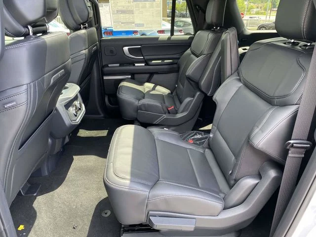 New 2026 Space Silver Metallic Ford Platinum image 8