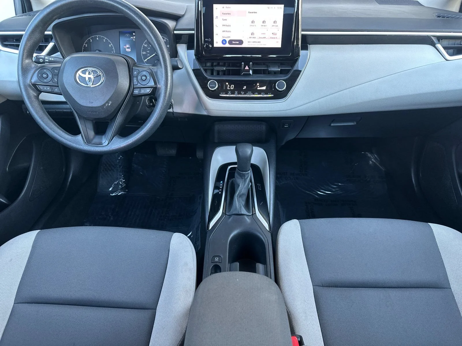 Used 2023  Toyota LE image 13