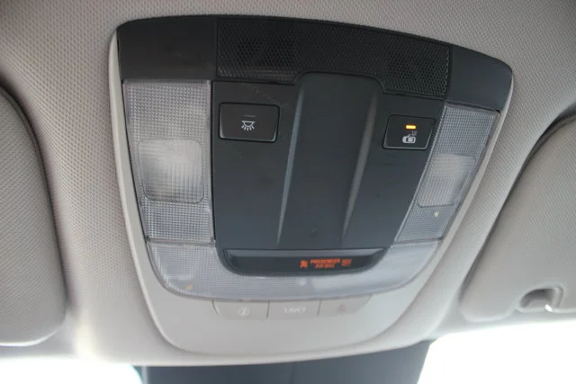 Used 2022 Red Kia S image 14