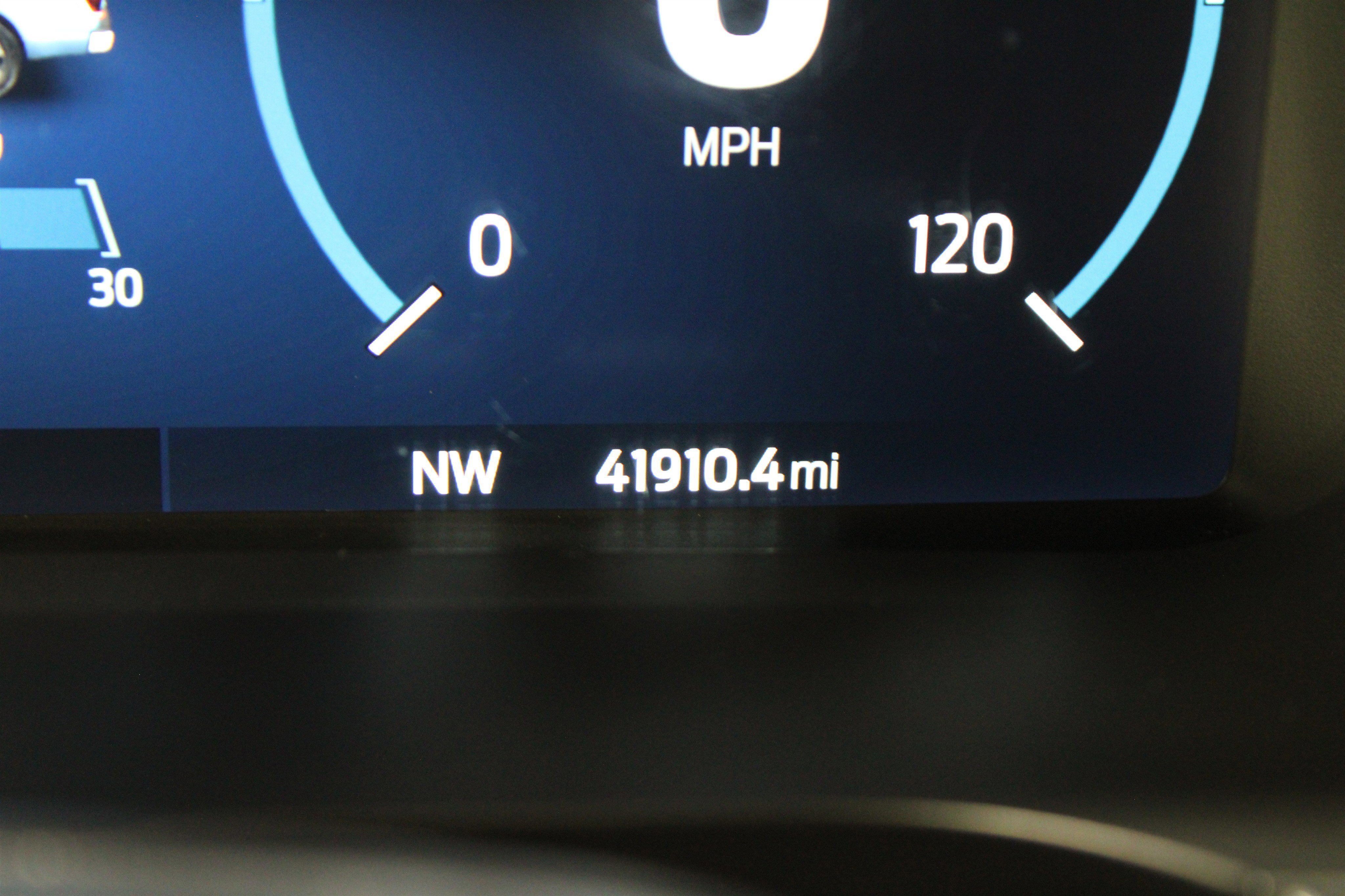 2023 Ford F-150 Lariat photo 2