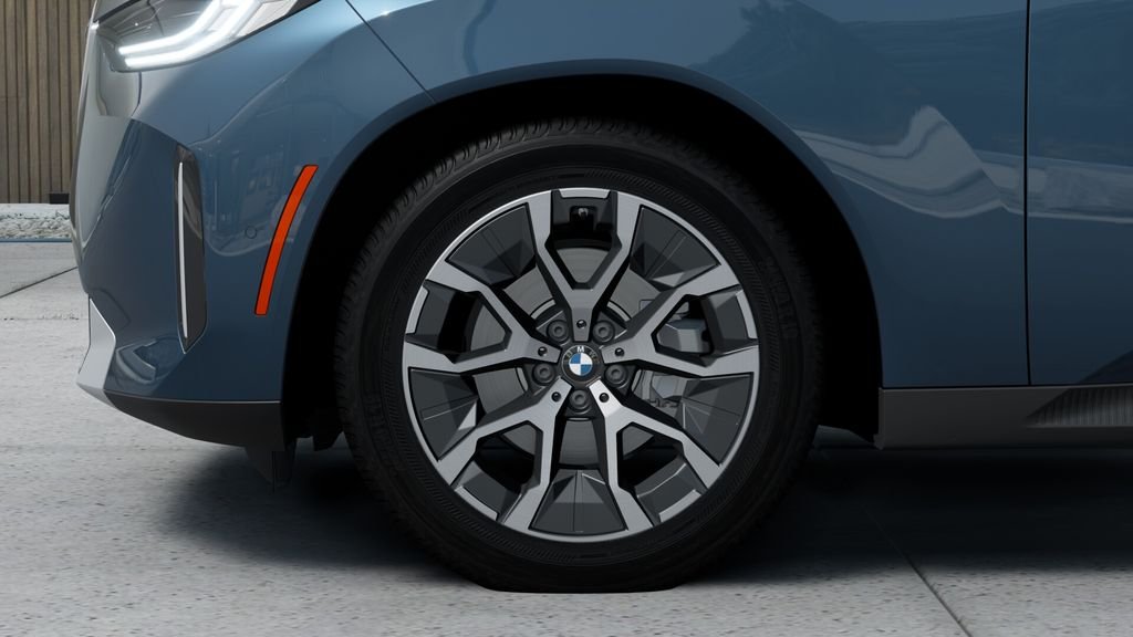 New 2026 Arctic Race Blue metallic BMW 30 xDrive image 7