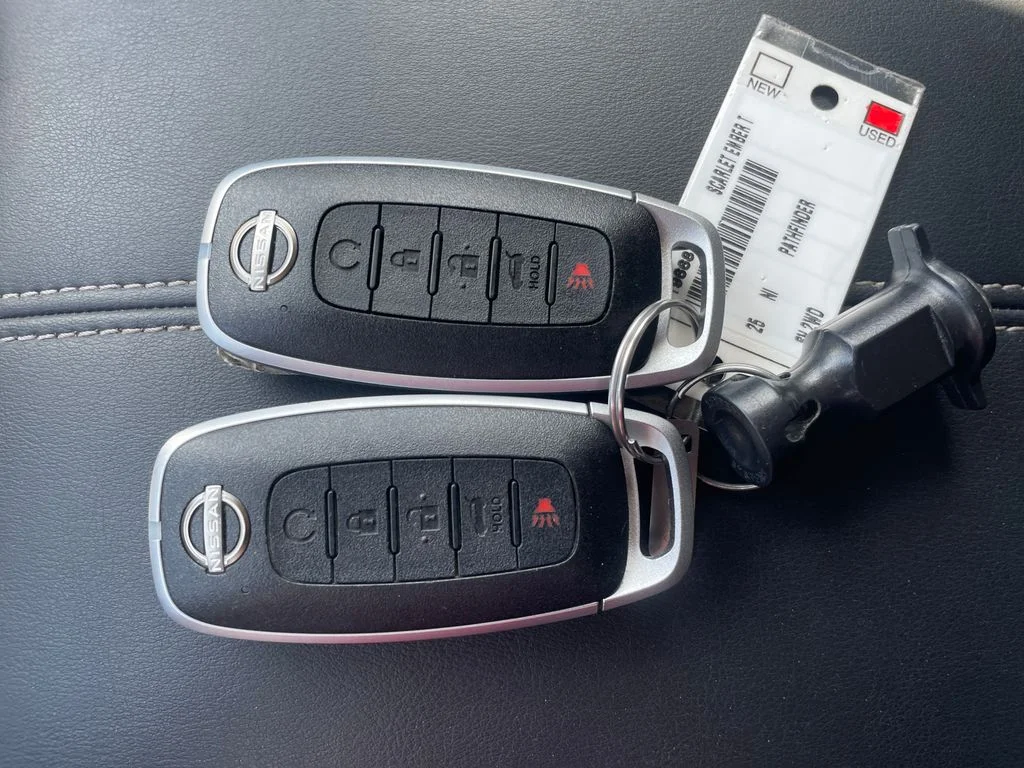 Used 2025 Red Nissan SV image 29