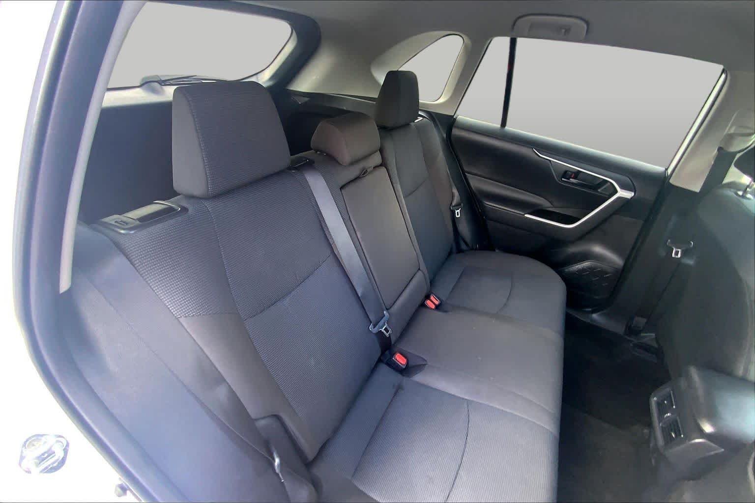 Certified Used 2025 Ice Toyota LE image 20