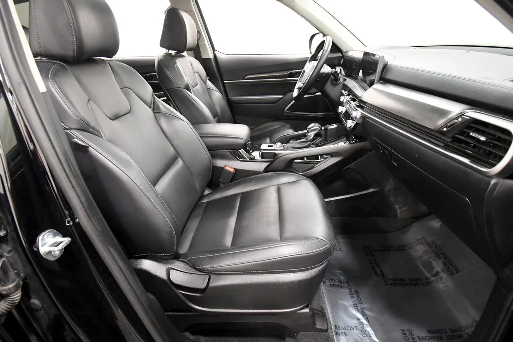 Certified Used 2024 Black Kia S image 19