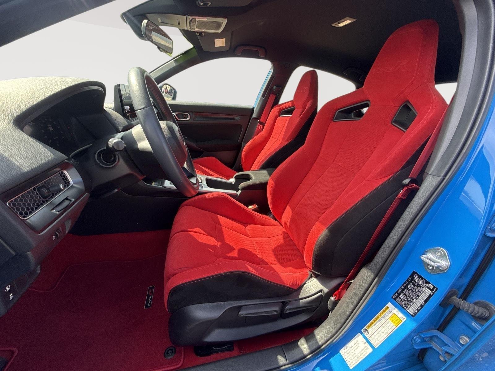 Used 2024 Boost Blue Pearl Honda Type R image 9