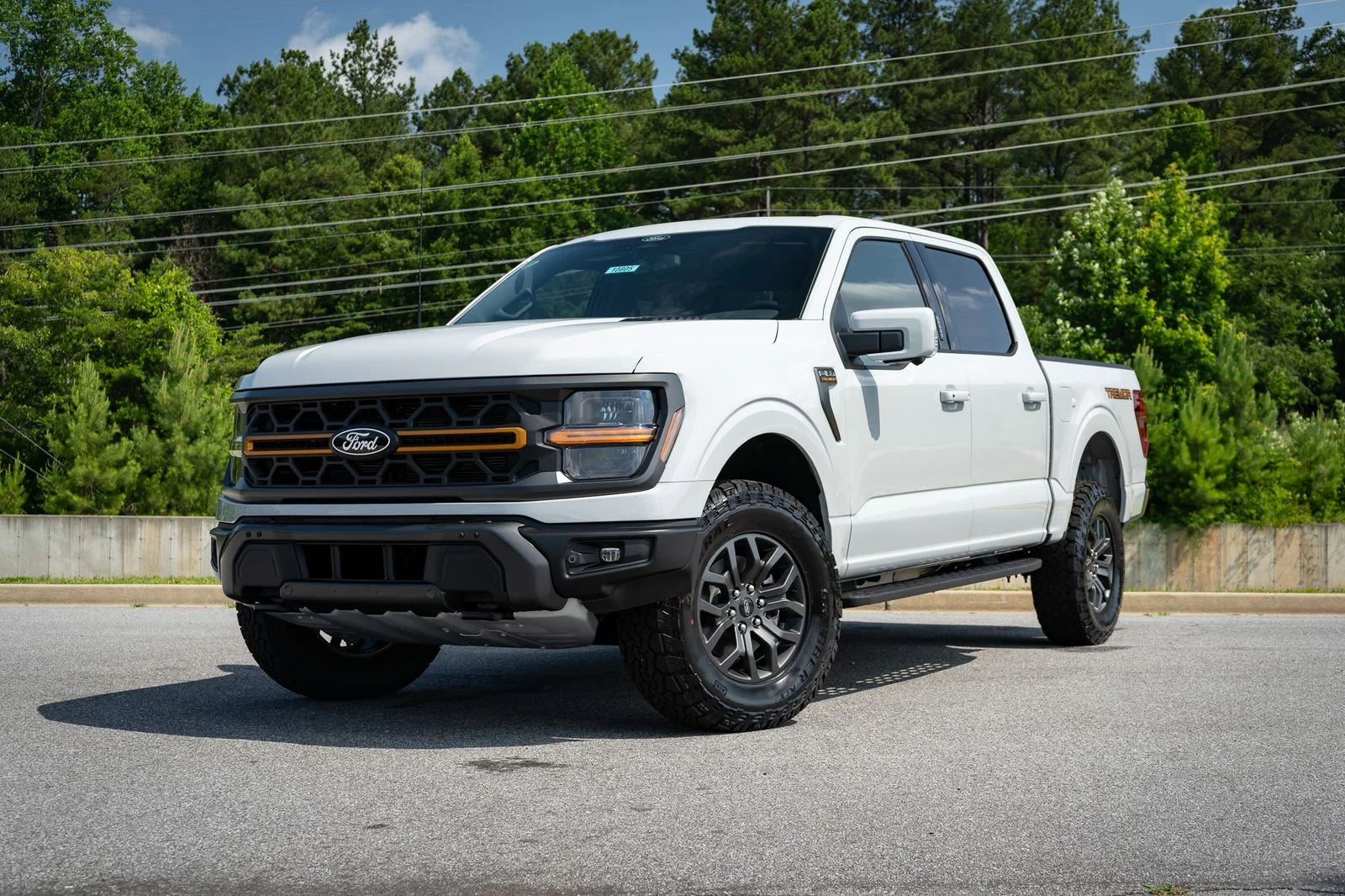 New 2026 White Ford Tremor image 2