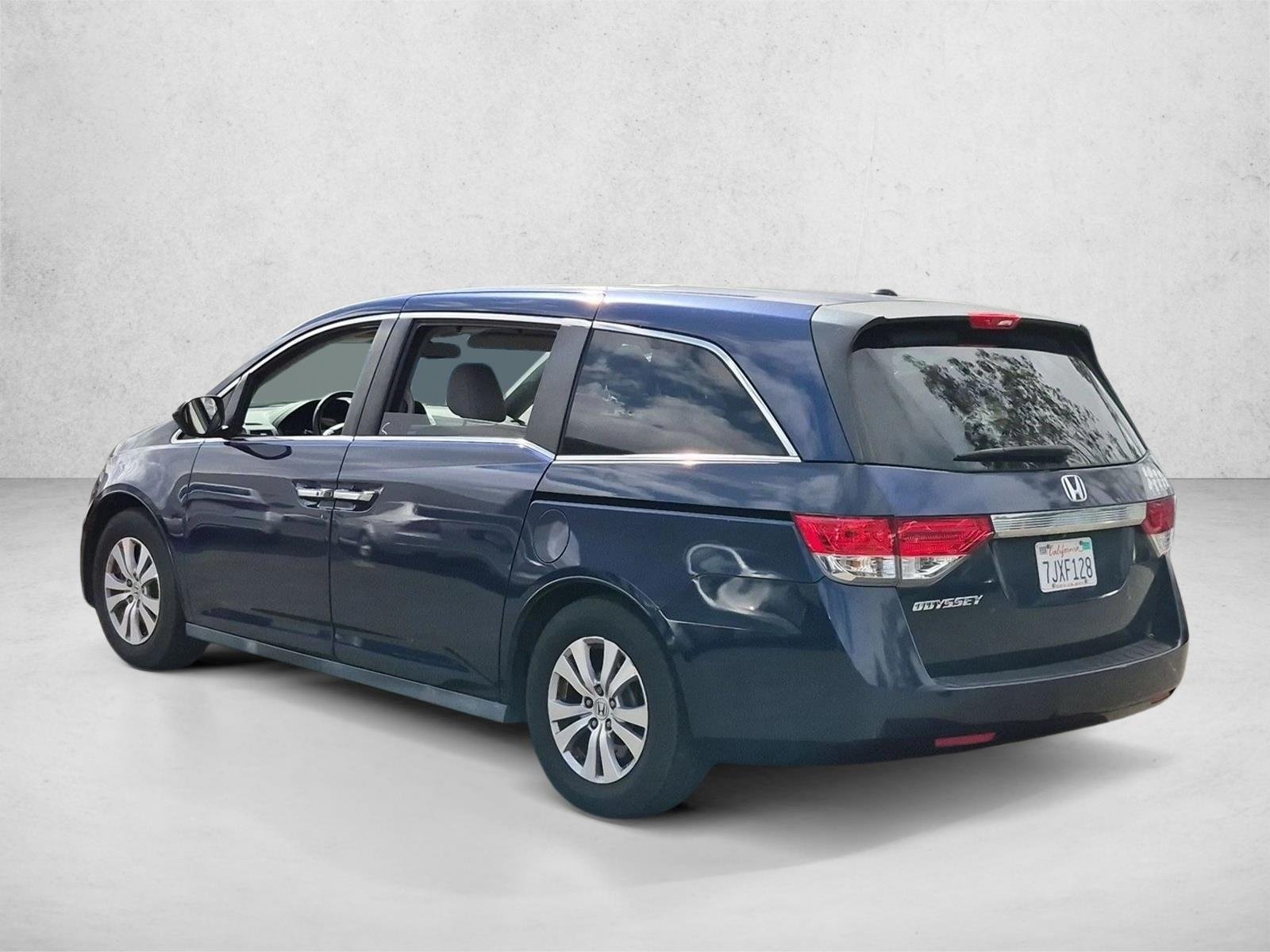 Used 2015 Blue Honda EX-L image 7