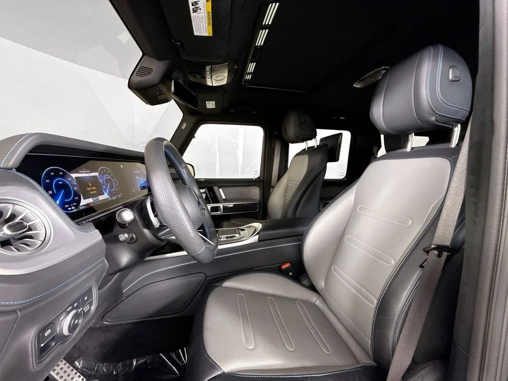 Used 2025  Mercedes-Benz G 580 image 19