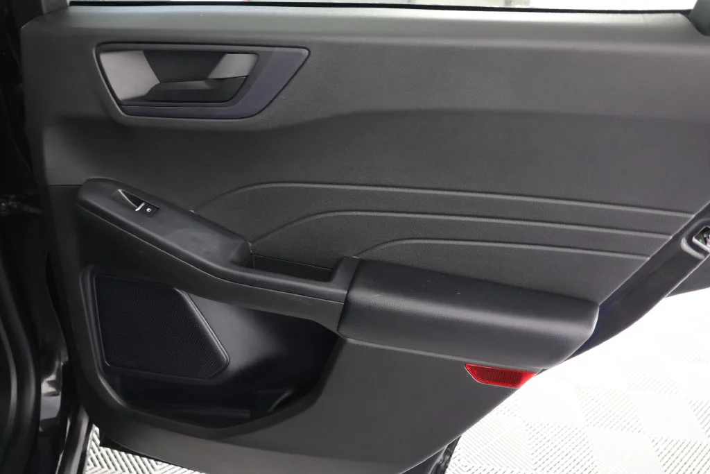 Used 2024 Black Metallic Ford Active image 27