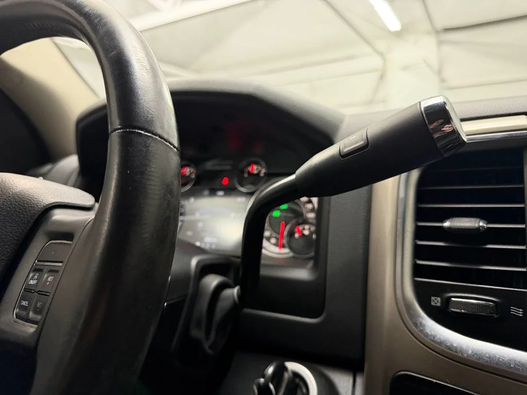 Used 2015 Bright Silver Metallic Clearcoat Ram Big Horn image 33