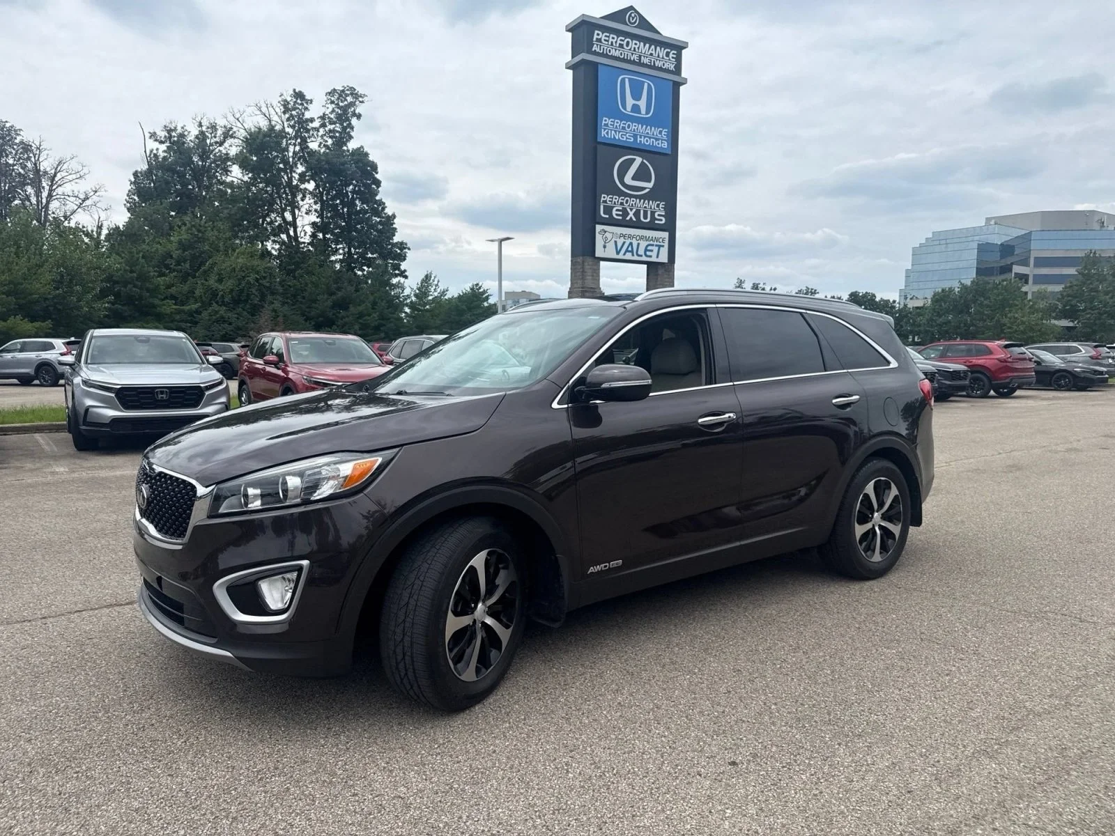 Used 2018 Polished Walnut Kia EX V6 image 14