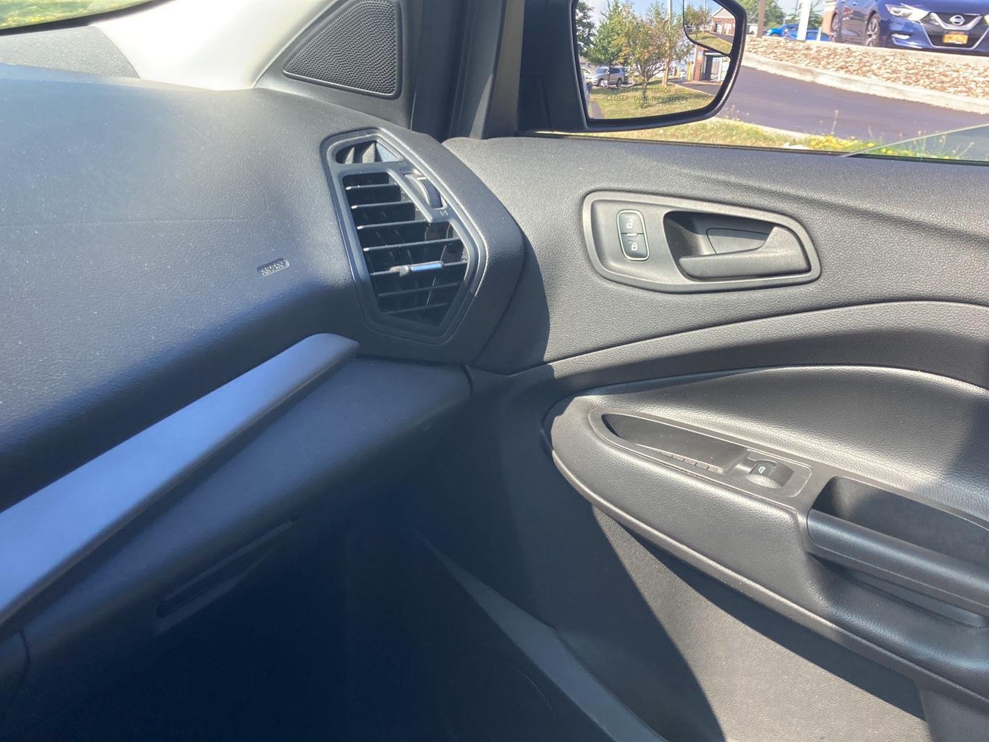 Used 2019 Oxford White Ford S image 21