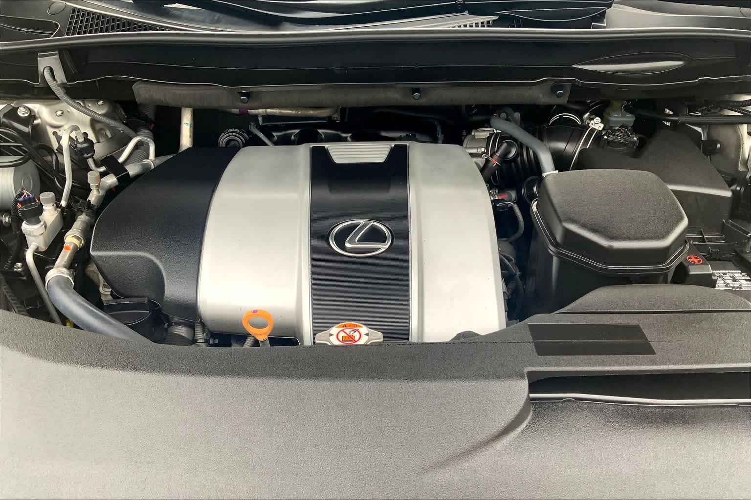 Used 2019 Atomic Silver Lexus F SPORT image 32
