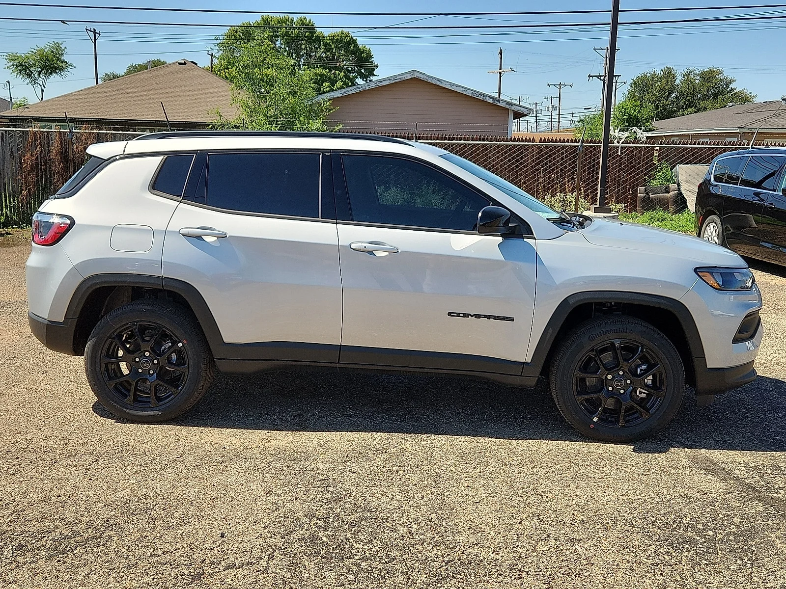 New 2026 Silver Jeep LATITUDE ALTITUDE 4X4 image 5