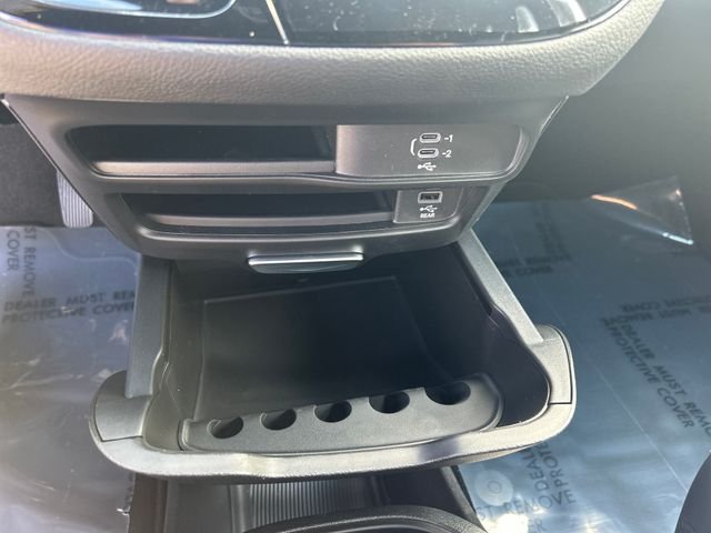 2026 Chrysler Pacifica Select - Photo 22