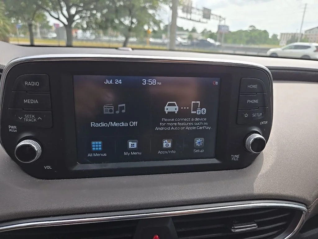 Used 2020 Black Hyundai SEL image 17