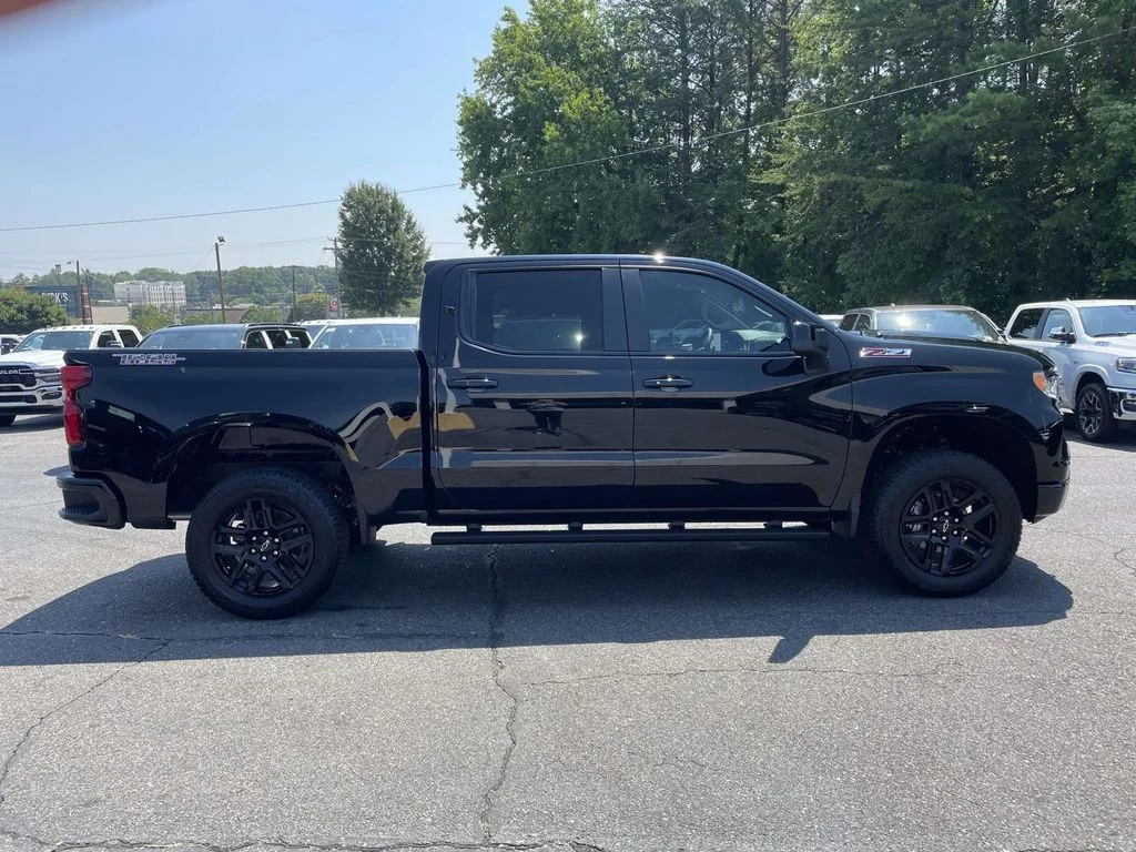 Used 2026 Black Chevrolet LT Trail Boss image 9