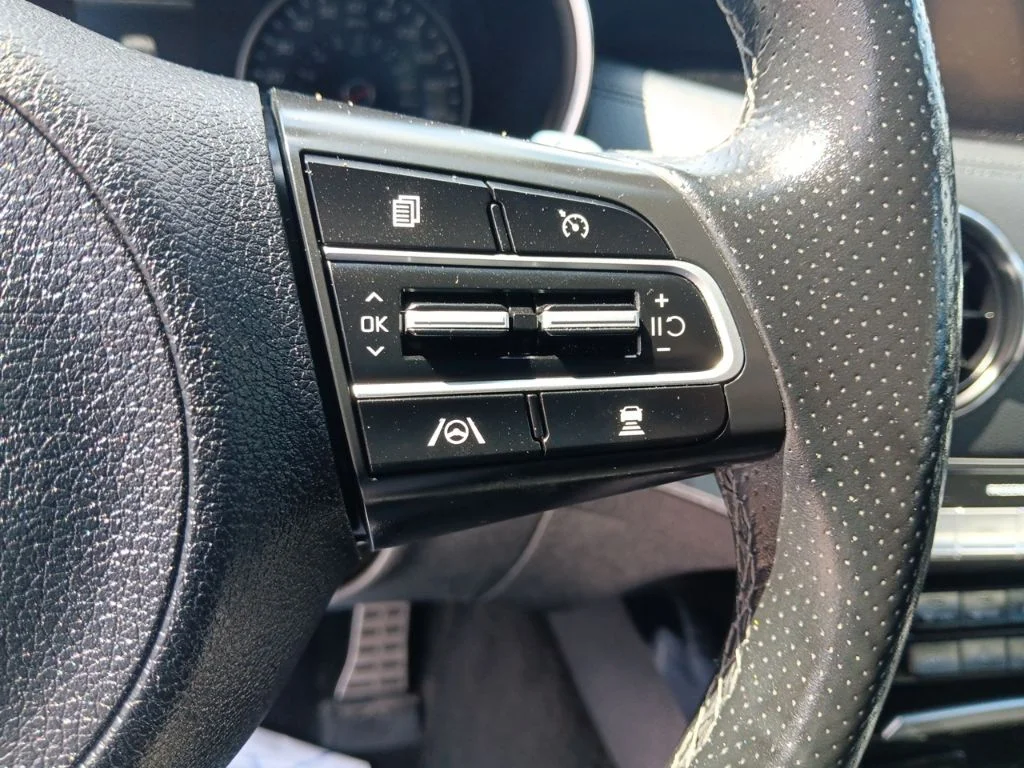 Used 2022 Ceramic Silver Kia GT-Line image 18