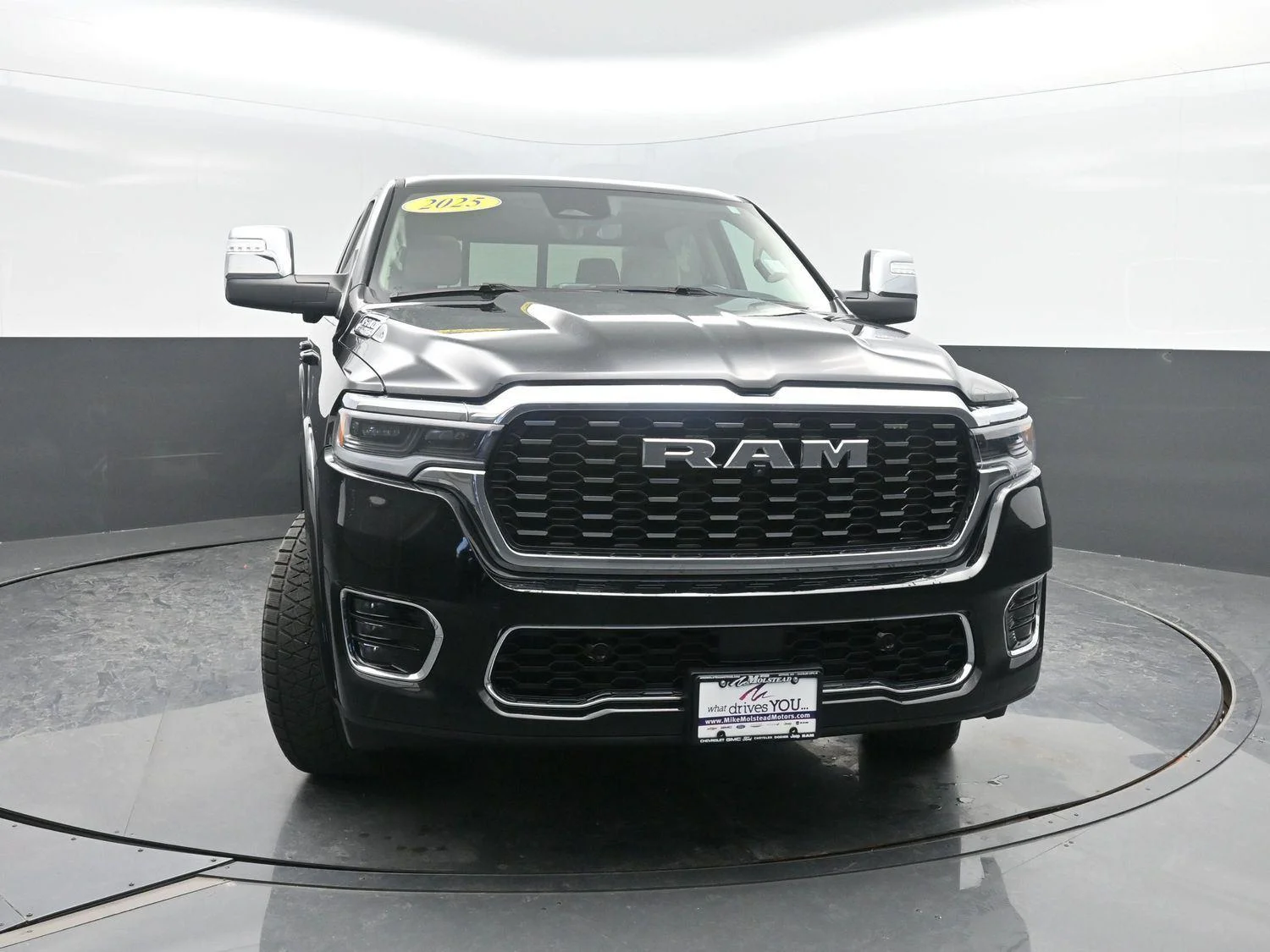 Used 2025 Diamond Black Crystal Pearlcoat Ram Tungsten image 45