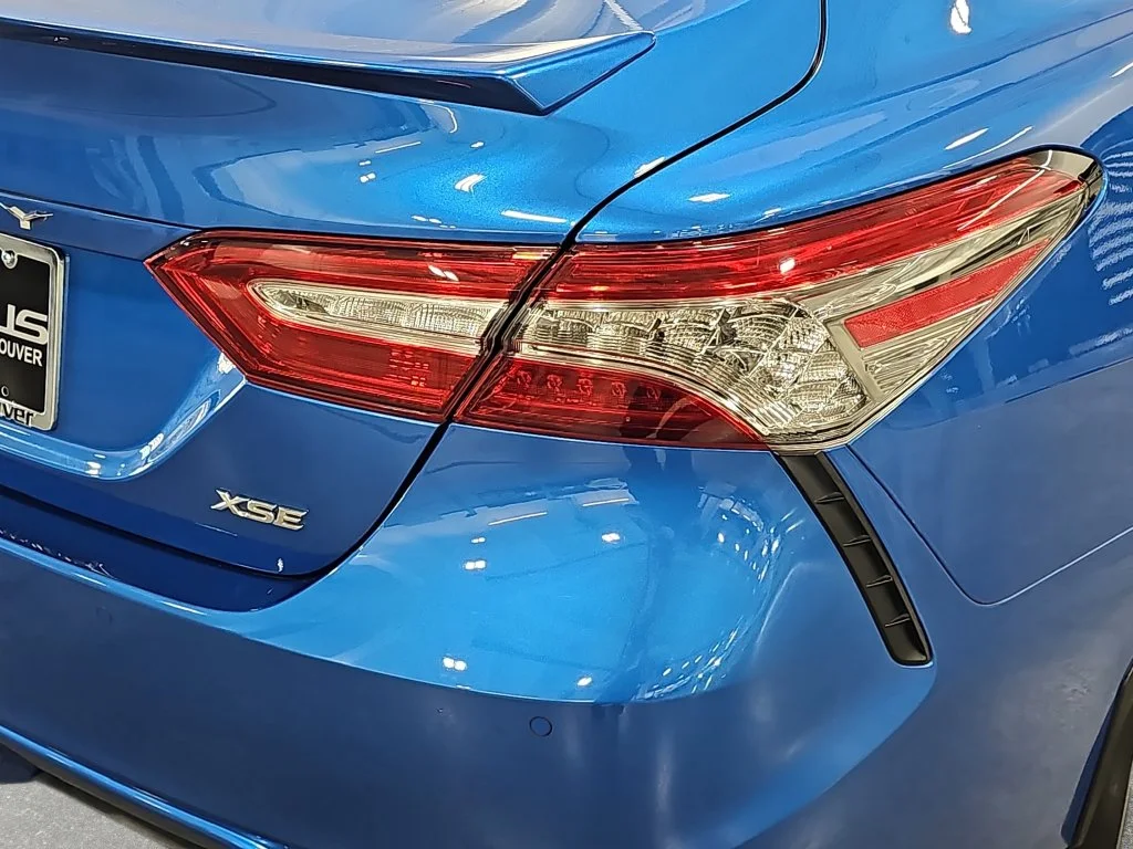 Used 2018 Blue Toyota XSE image 35