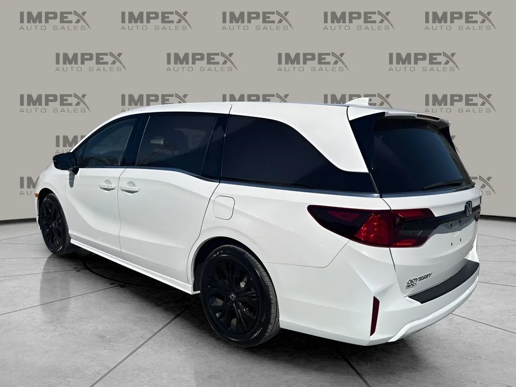 Used 2025 White Honda Sport-L image 3