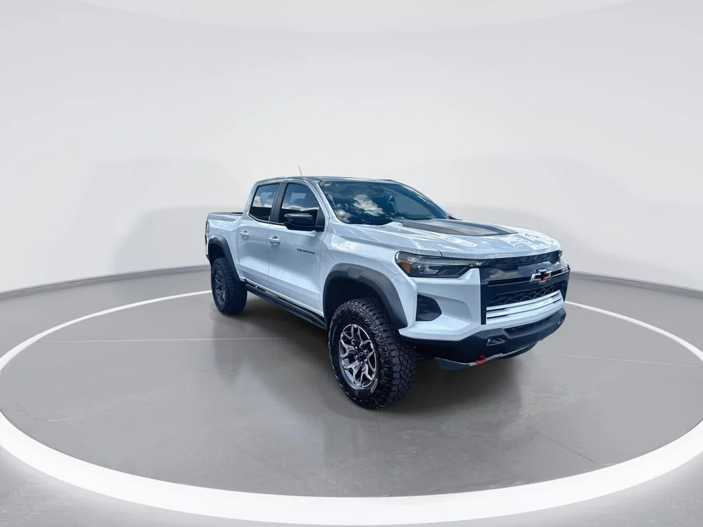 Used 2024 White Chevrolet ZR2 image 2