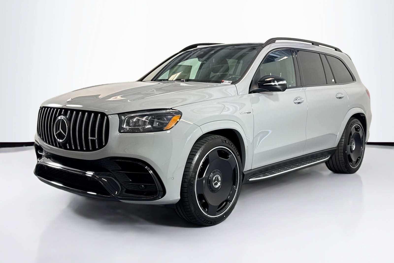New 2026 MANUFAKTUR Alpine Grey Mercedes-Benz AMG® GLS 63 image 1