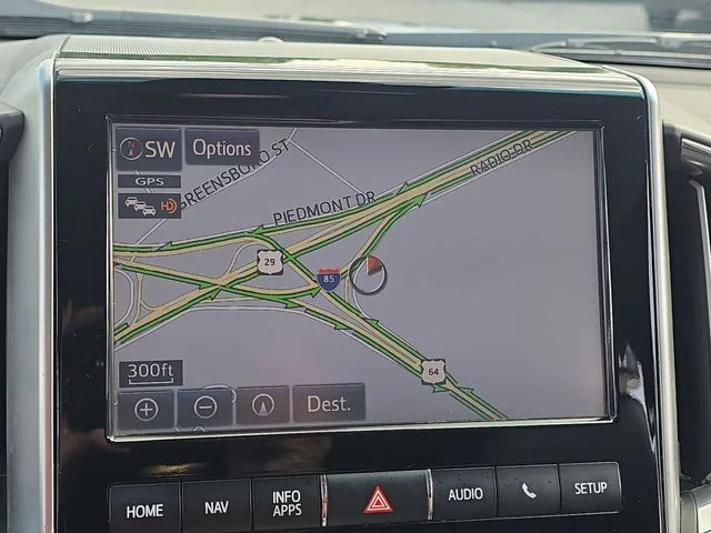 Used 2017  Toyota Base image 23
