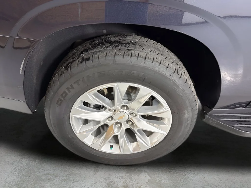 Used 2025 Dark Ash Metallic Chevrolet Premier image 14