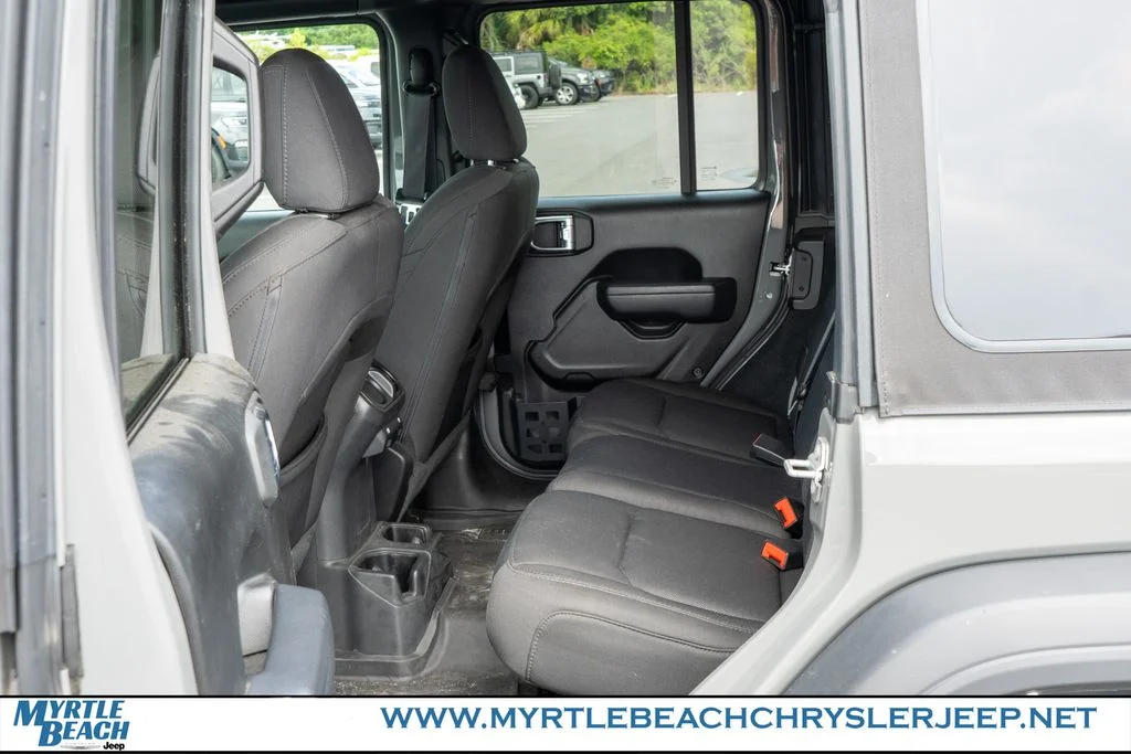 Certified Used 2022 Gray Clearcoat Jeep Unlimited Willys image 14