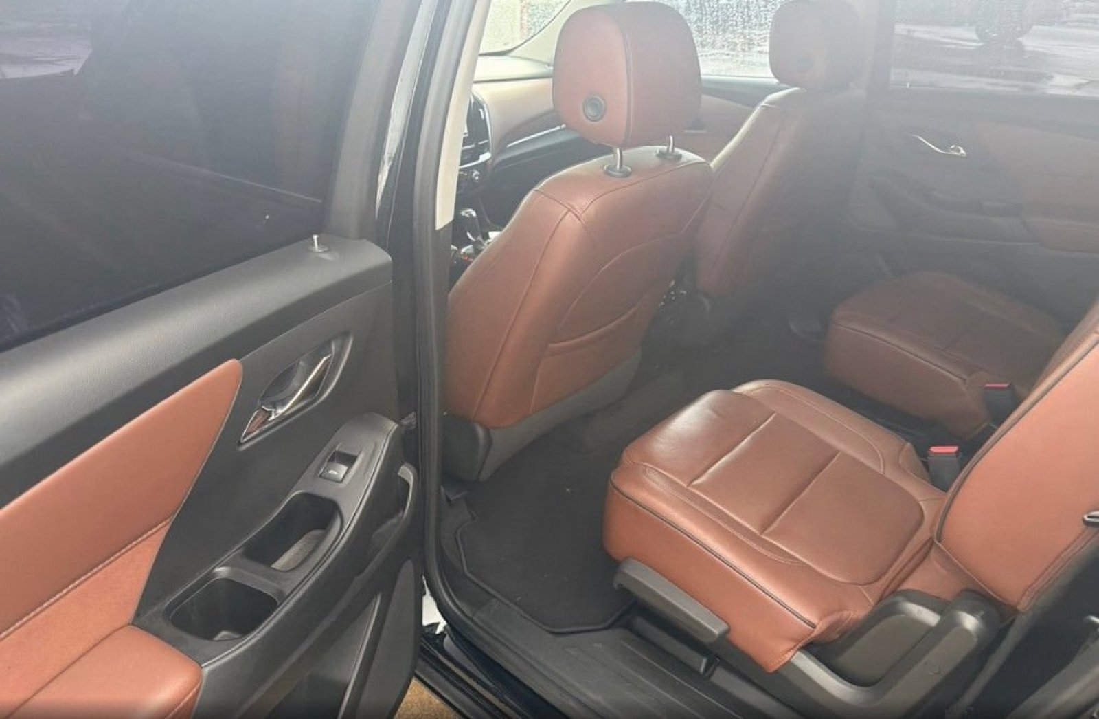 Used 2019 Mosaic Black Metallic Chevrolet High Country image 12