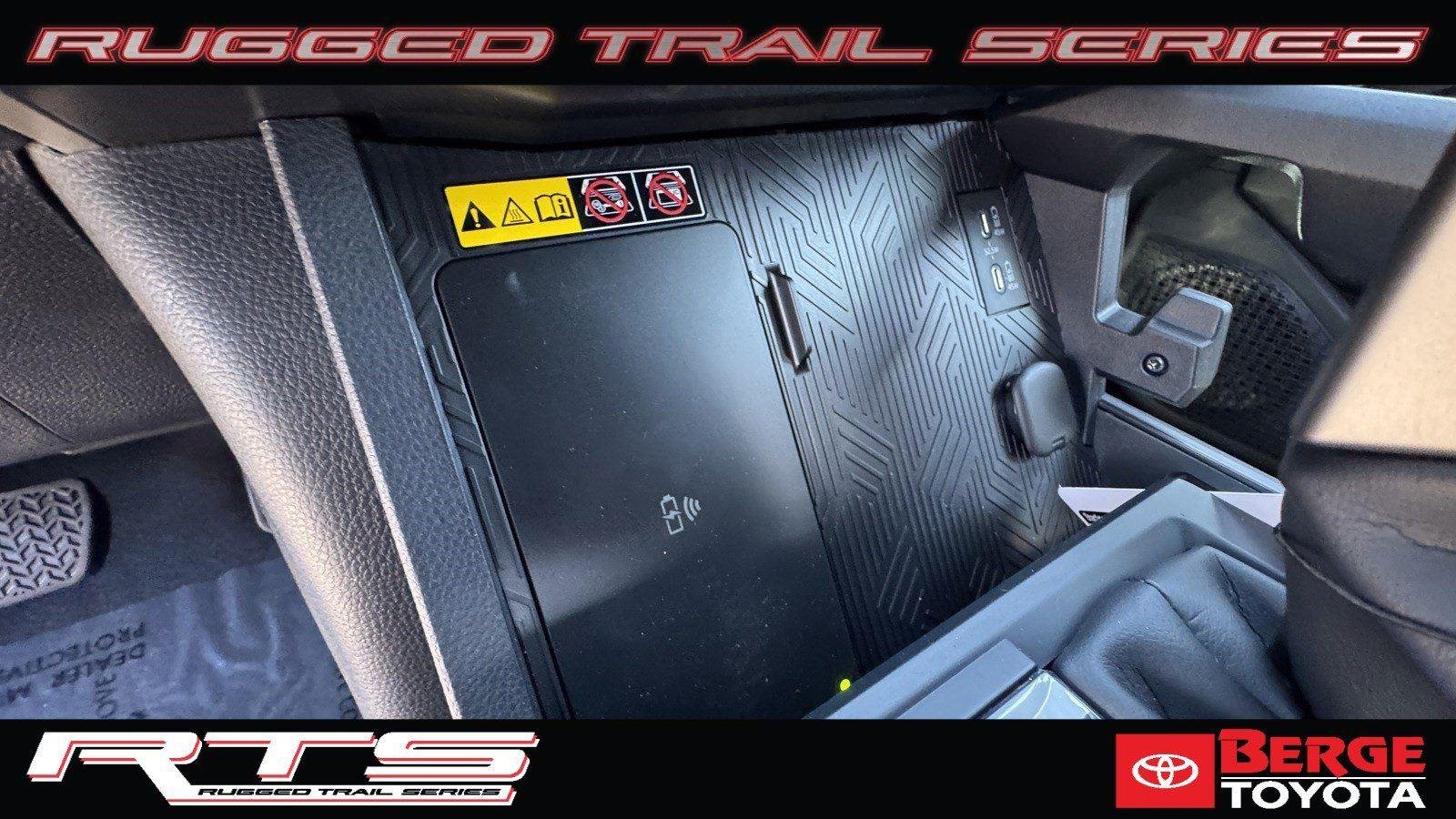 2025 Toyota Tacoma SR5 - Photo 20