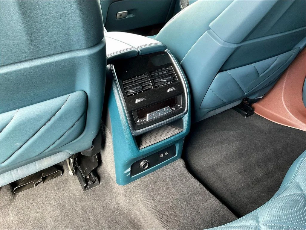 Used 2023 Blue Metallic BMW  image 10