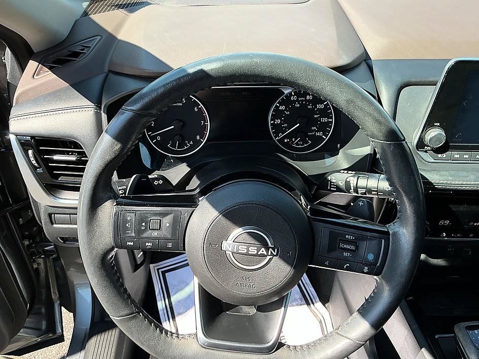 Certified Used 2023 Gun Metallic Nissan SV image 14