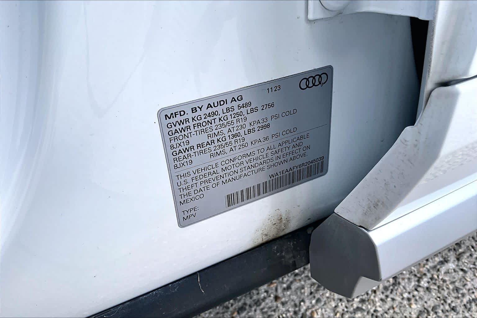 Used 2024 Arkona White Audi S line Premium Plus image 34