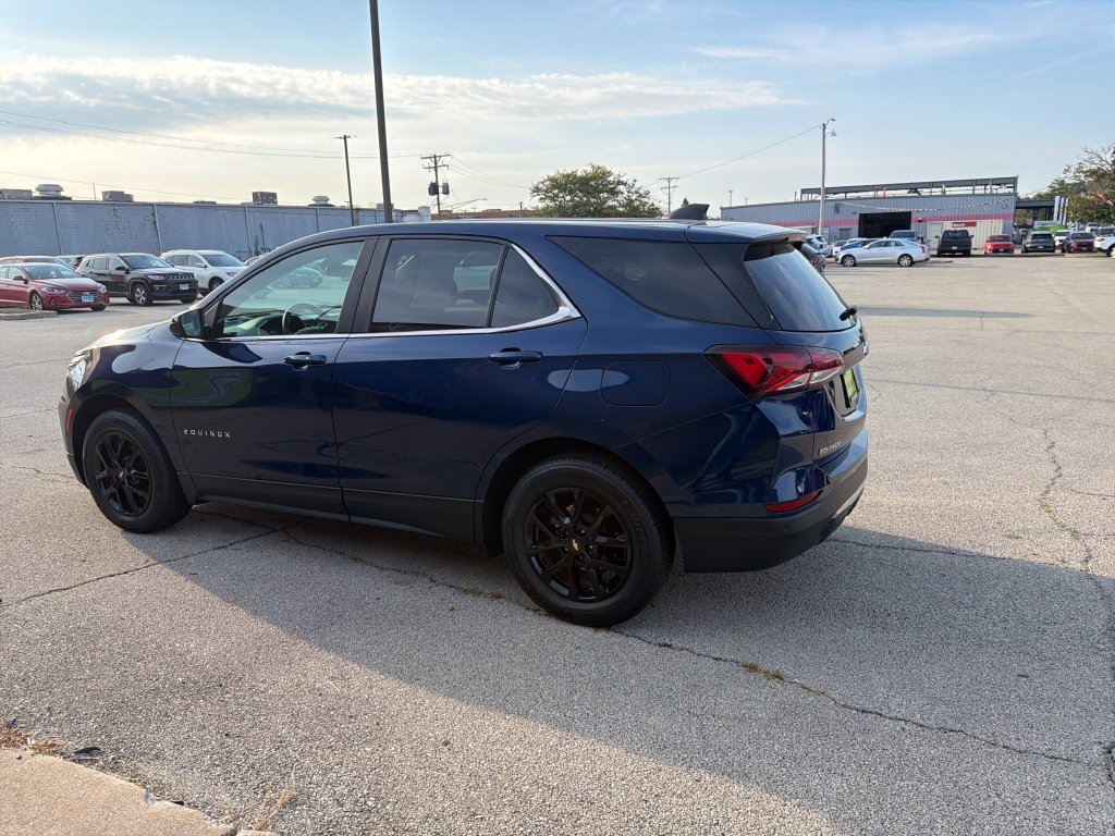 Used 2023 BLUE GLOW METALLIC Chevrolet LT image 3