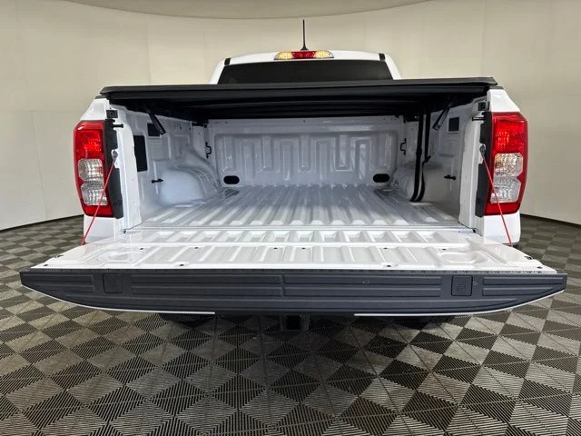 New 2026 Oxford White Ford XL image 21