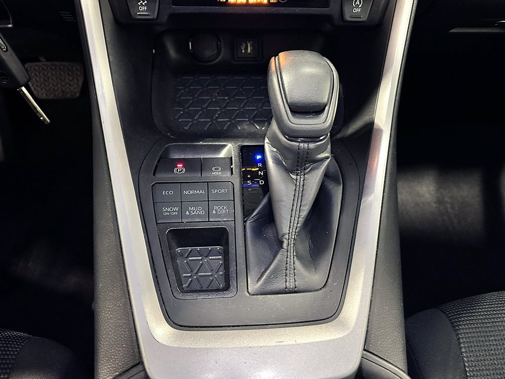 Used 2023 Gray Toyota LE image 27